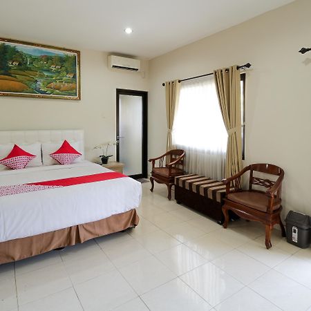 OYO 734 Tuban Torres Accomodation Kuta Lombok Exterior foto