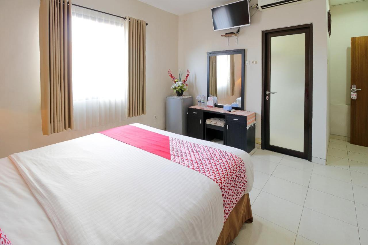 OYO 734 Tuban Torres Accomodation Kuta Lombok Exterior foto