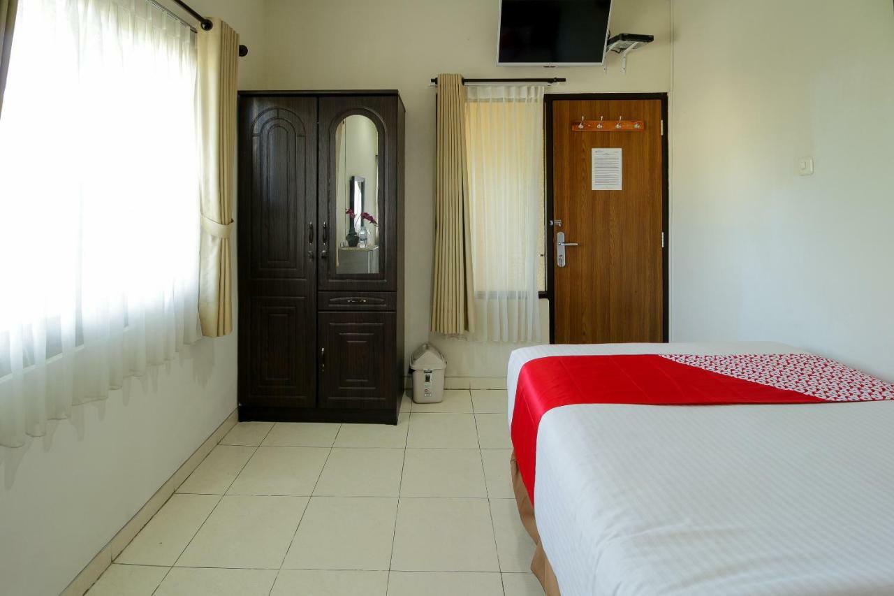 OYO 734 Tuban Torres Accomodation Kuta Lombok Exterior foto